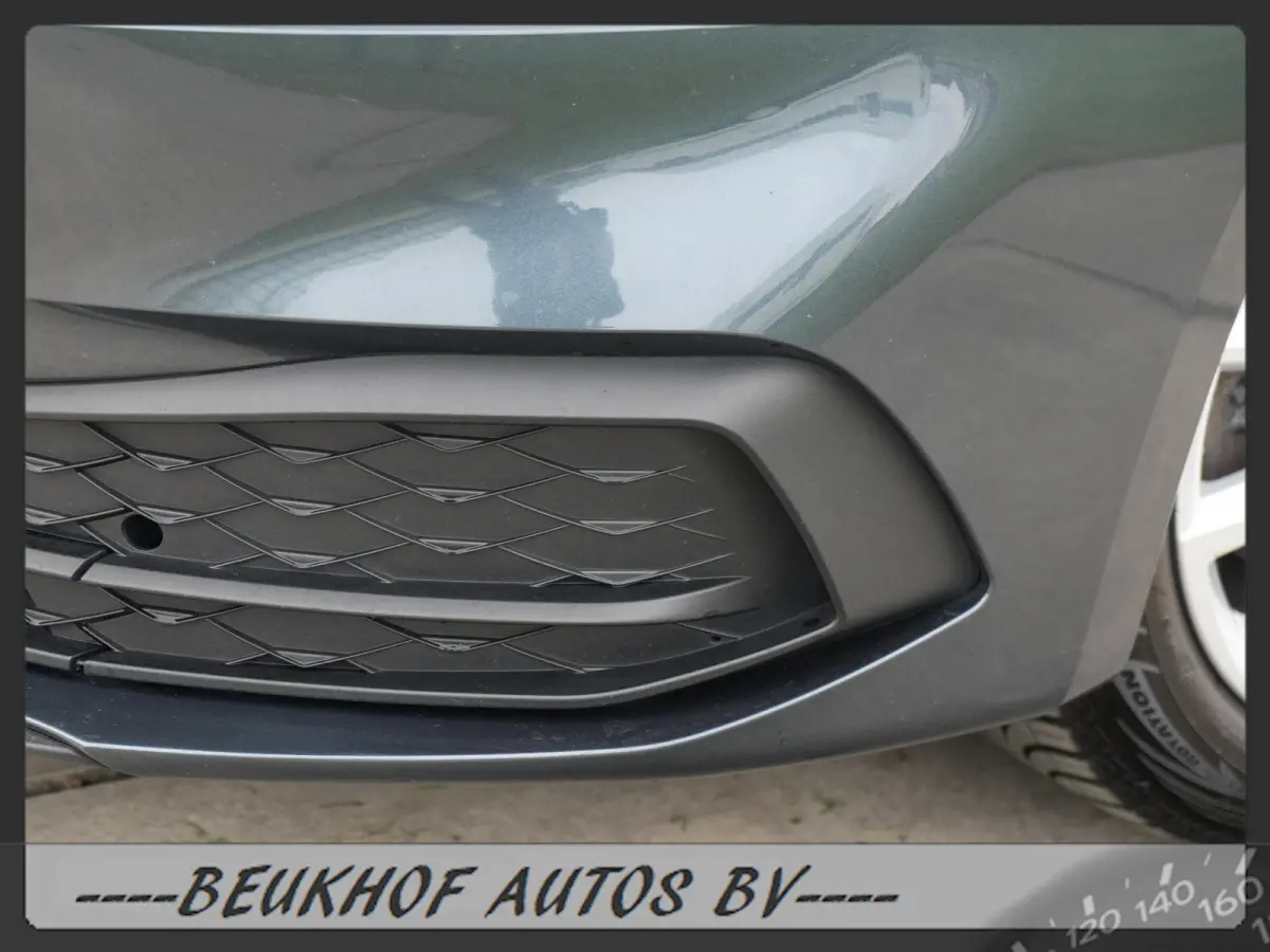 1.0 TSI Style Business Intense Trekhaak Carplay