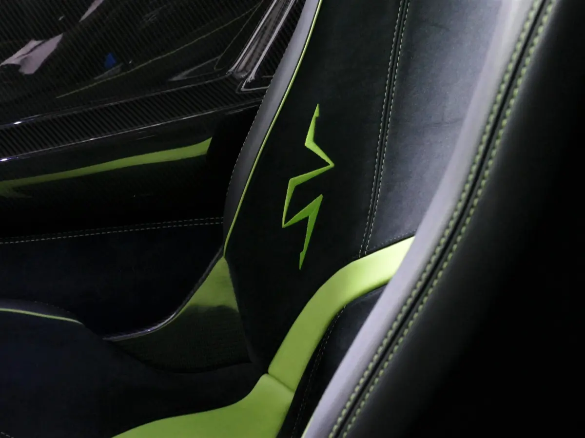 6.5 V12 LP750-4 SV SUPERVELOCE VERDE ITHACA INKL. VAT