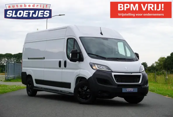 335 2.2 BlueHDi 140 L3H2 Premium Nieuw |140 pk |Carplay |Camera |Cruise |Bluetooth |3500 KG |Direct leverbaar |EURO6D |BPM voordeel!