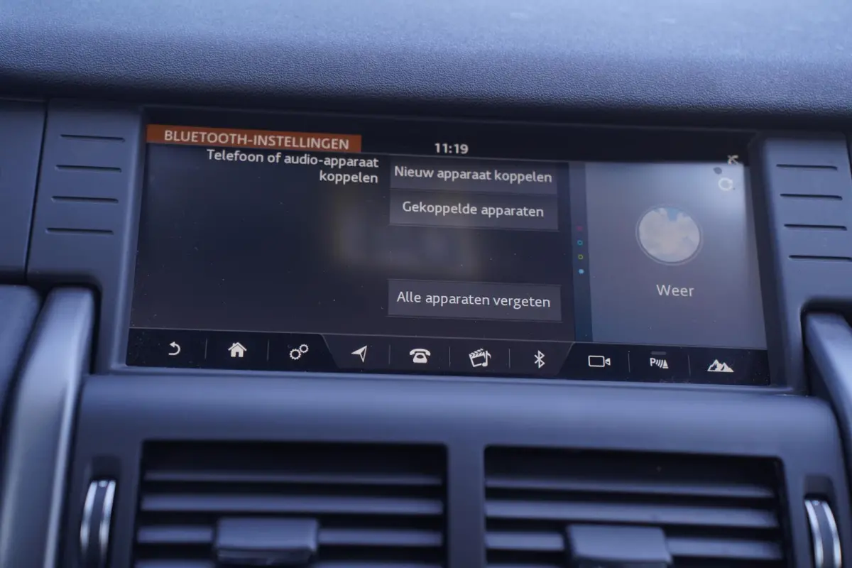 2.0 TD4 180 PK Landmark Grijs Kenteken 2-Zits Navi Marge Auto, Panoramadak, Cruise control, Trekhaak 2200 kg