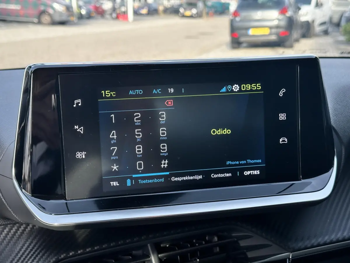 EV Active 50 kWh Apple carplay