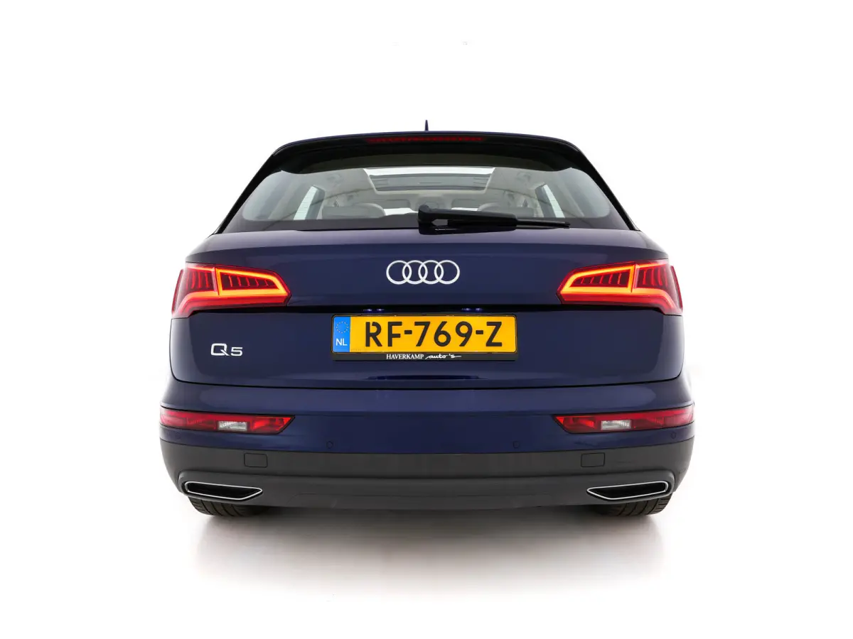 2.0 TDI Pro Line *PANO | XENON | LEATHER | NAVI-FULLMAP | HEATED-COMFORTSEATS | ECC | KEYLESS | PDC | CRUISE | 20''ALU*