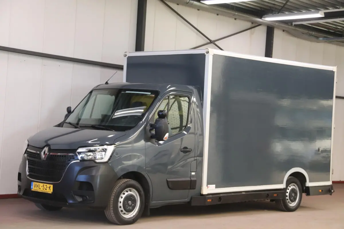 150PK AUTOMAAT LOWLINER VERKOOPWAGEN