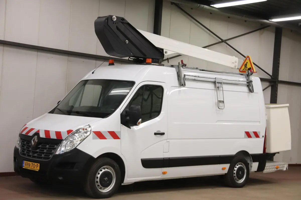 AUTO HOOGWERKER KLUBB K32 12 METER NACELLE FRANCE T35 2.3 dCi L2
