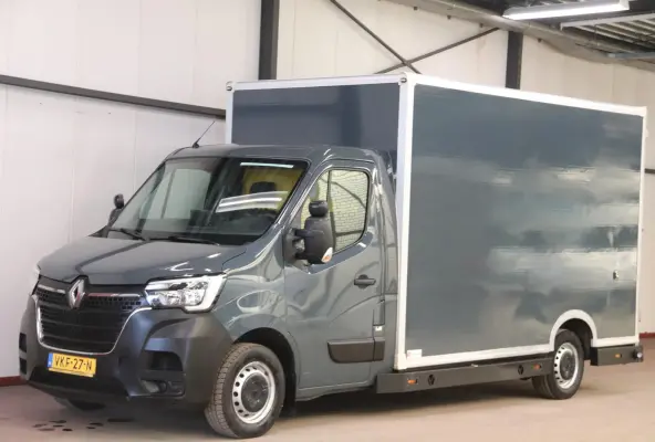 150PK AUTOMAAT LOWLINER VERKOOPWAGEN