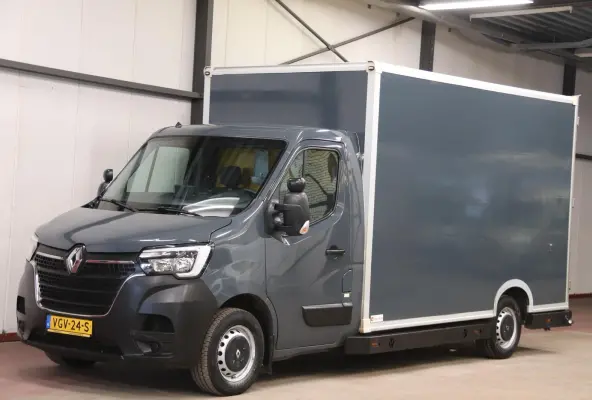 150PK AUTOMAAT LOWLINER VERKOOPWAGEN