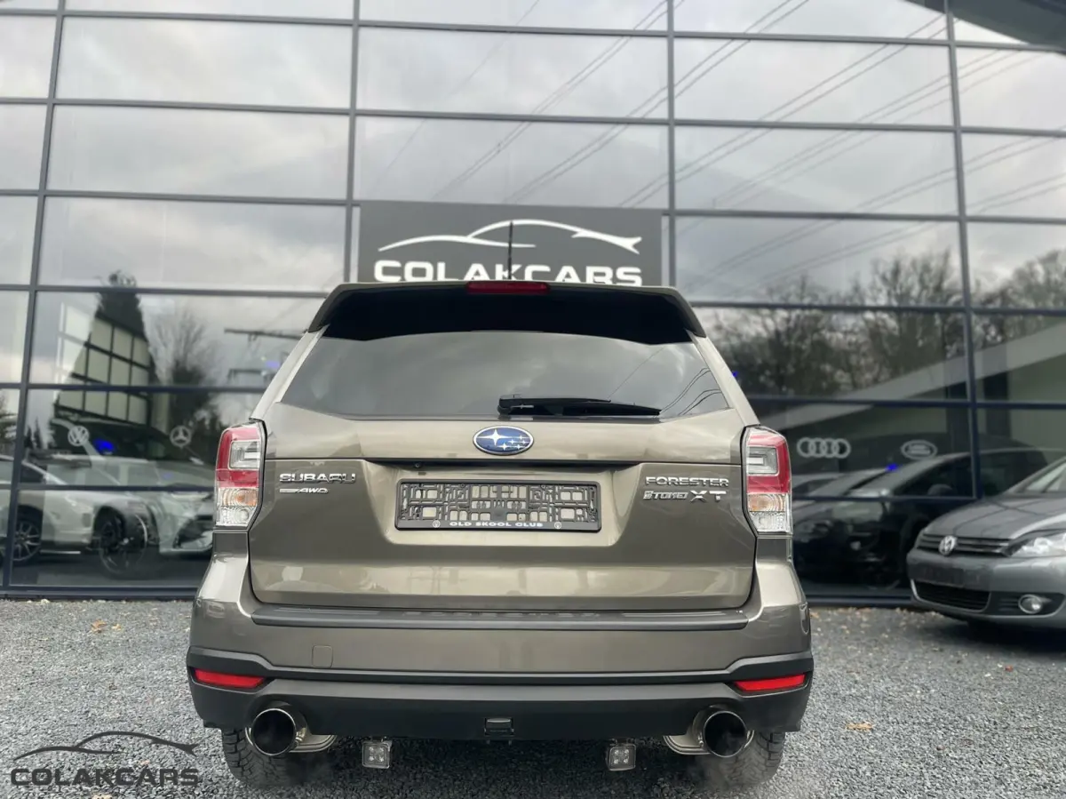 2.0 XT Sport Premium