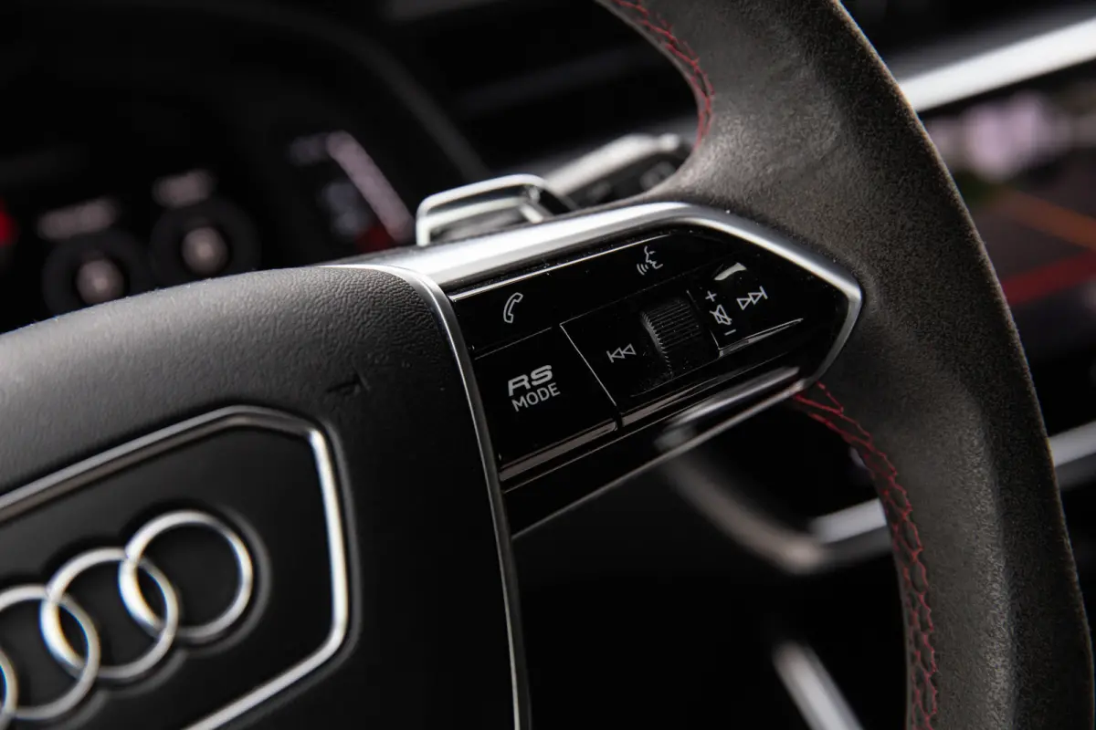 4.0 TFSI Quattro , B&O Advanced, Nachtzicht, 4-wielsturing, Head-up display, Trekhaak, Laser