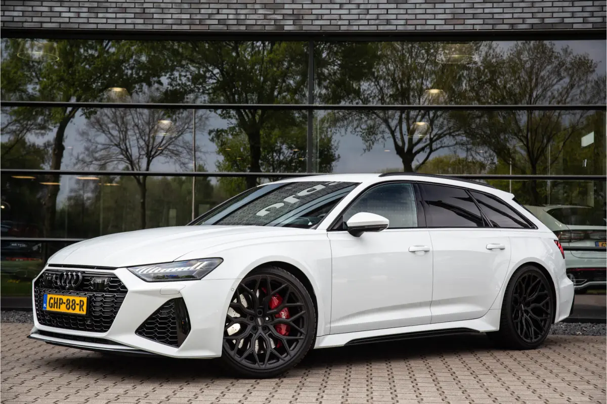 4.0 TFSI Quattro , B&O Advanced, Nachtzicht, 4-wielsturing, Head-up display, Trekhaak, Laser