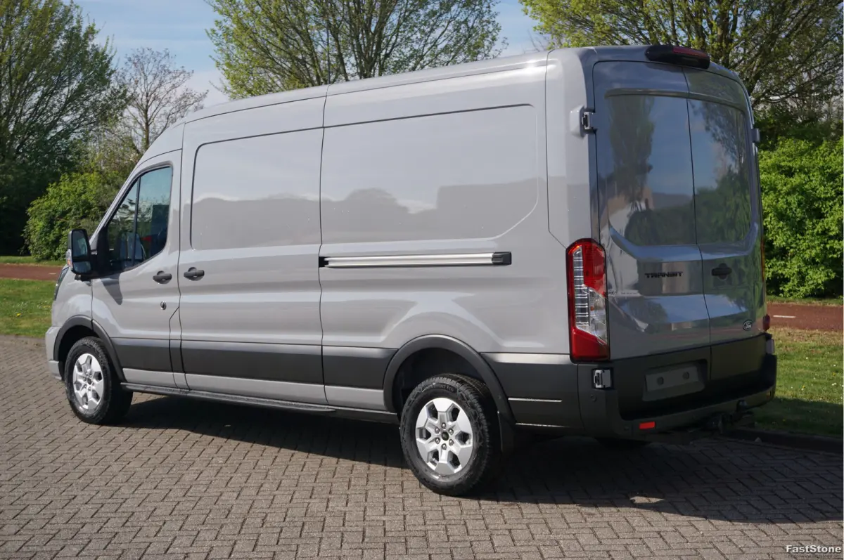 350L L3H2 Limited AUT-8 165PK BPM VRIJ Navi, Adap. Cruise, 360° Cam, Trekhaak, 2x Schuifdeur!! NR. 293