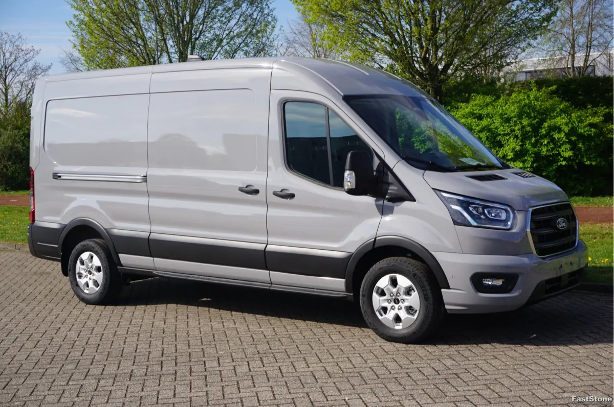 350L L3H2 Limited AUT-8 165PK BPM VRIJ Navi, Adap. Cruise, 360° Cam, Trekhaak, 2x Schuifdeur!! NR. 293