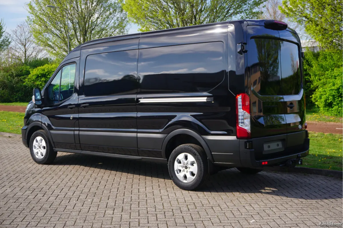 350L L3H2 Limited AUT-8 165PK BPM VRIJ Navi, Adap. Cruise, 360° Cam, Trekhaak, 2x Schuifdeur!! NR. 298