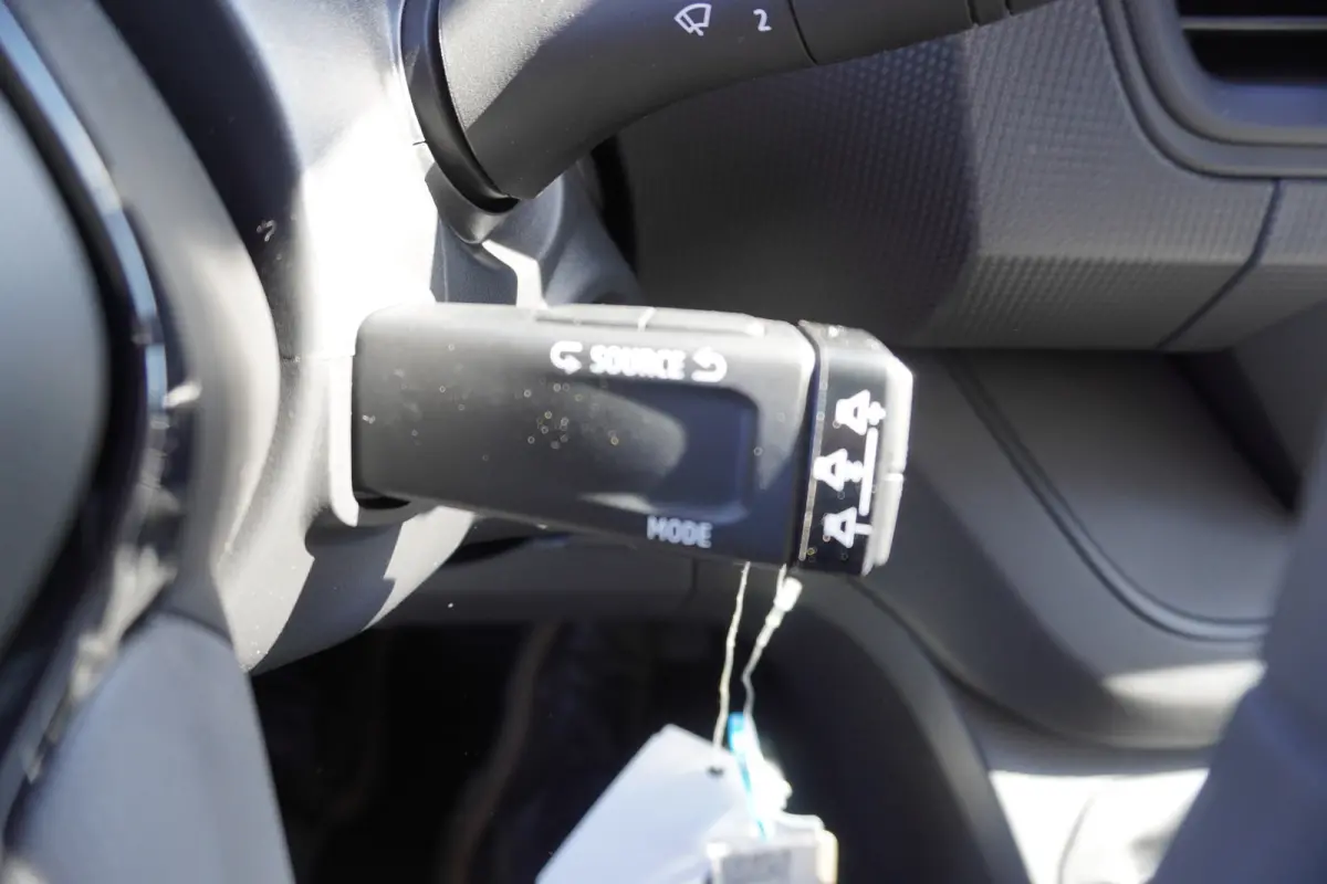 2.0 Blue dCi 130PK T29 L2H1 Dubbelcabine Nr. V017 | Airco |  Apple CP/Android auto | trekhaak