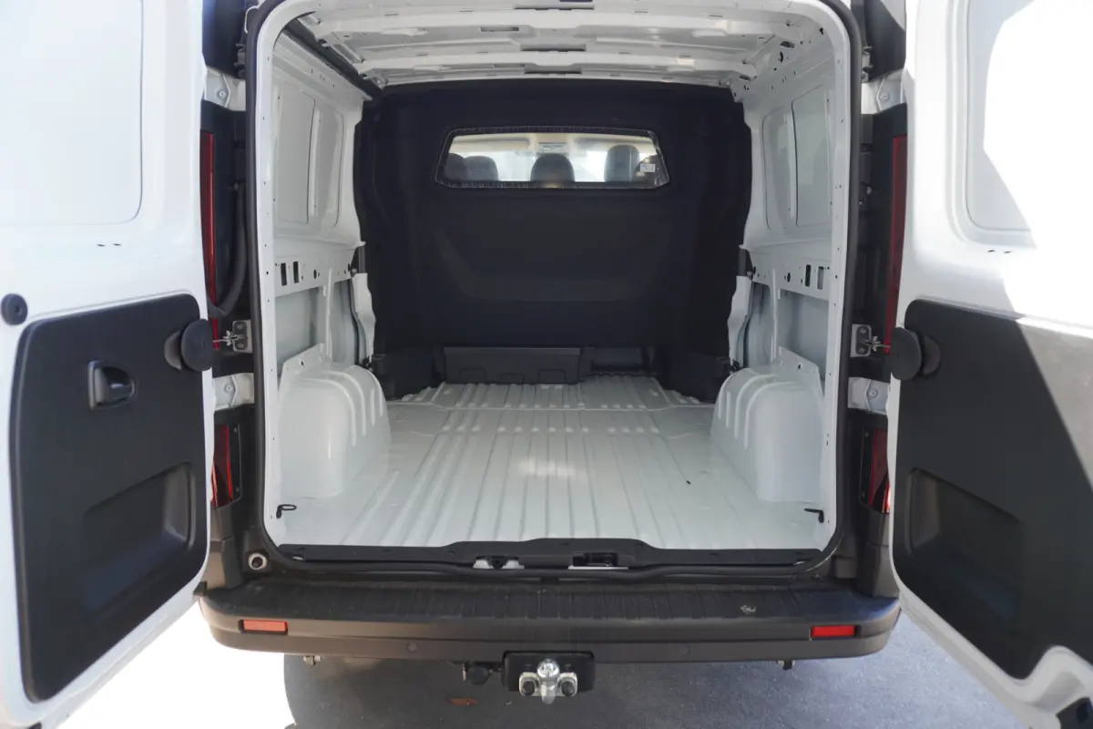 2.0 Blue dCi 130PK T29 L2H1 Dubbelcabine Nr. V017 | Airco |  Apple CP/Android auto | trekhaak