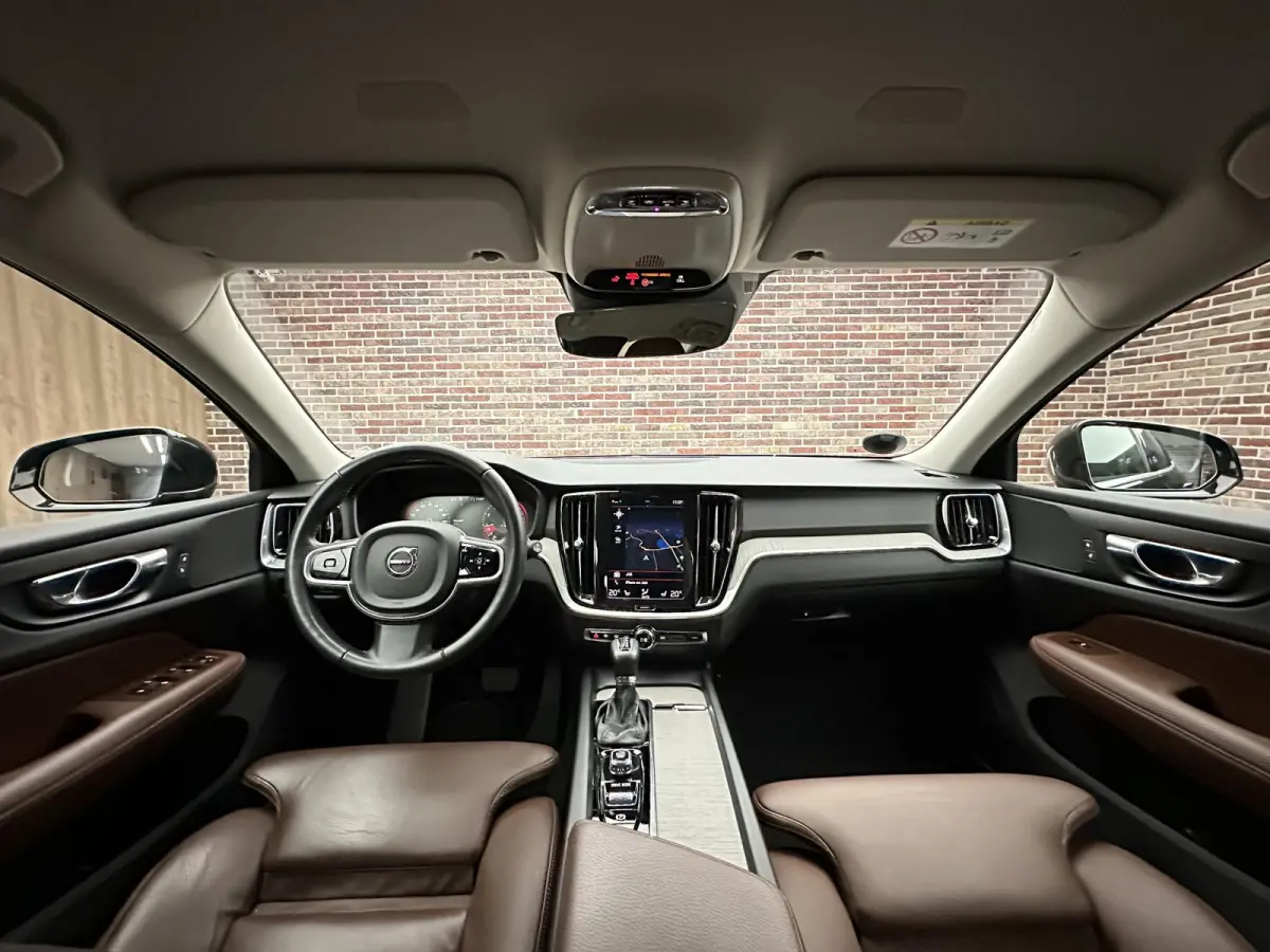 2.0 T6 Benzine AWD Inscription | Intellisafe| Pilot Assist| CarPlay|Standkachel| Adaptive light| BTW auto|