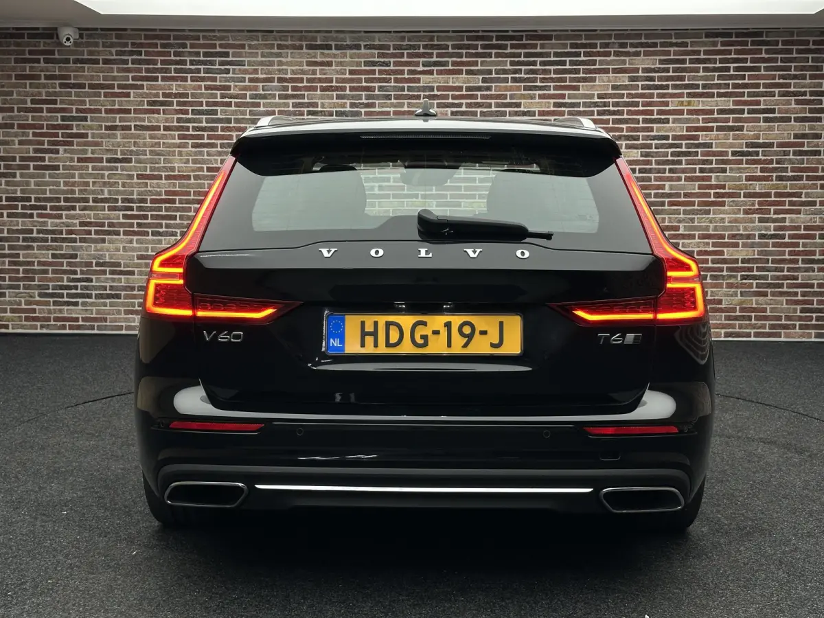 2.0 T6 Benzine AWD Inscription | Intellisafe| Pilot Assist| CarPlay|Standkachel| Adaptive light| BTW auto|