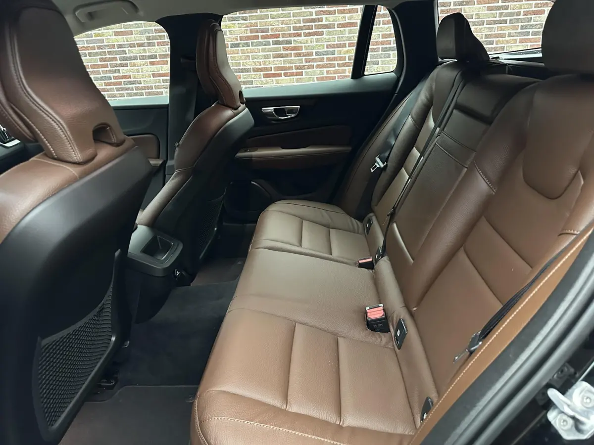 2.0 T6 Benzine AWD Inscription | Intellisafe| Pilot Assist| CarPlay|Standkachel| Adaptive light| BTW auto|