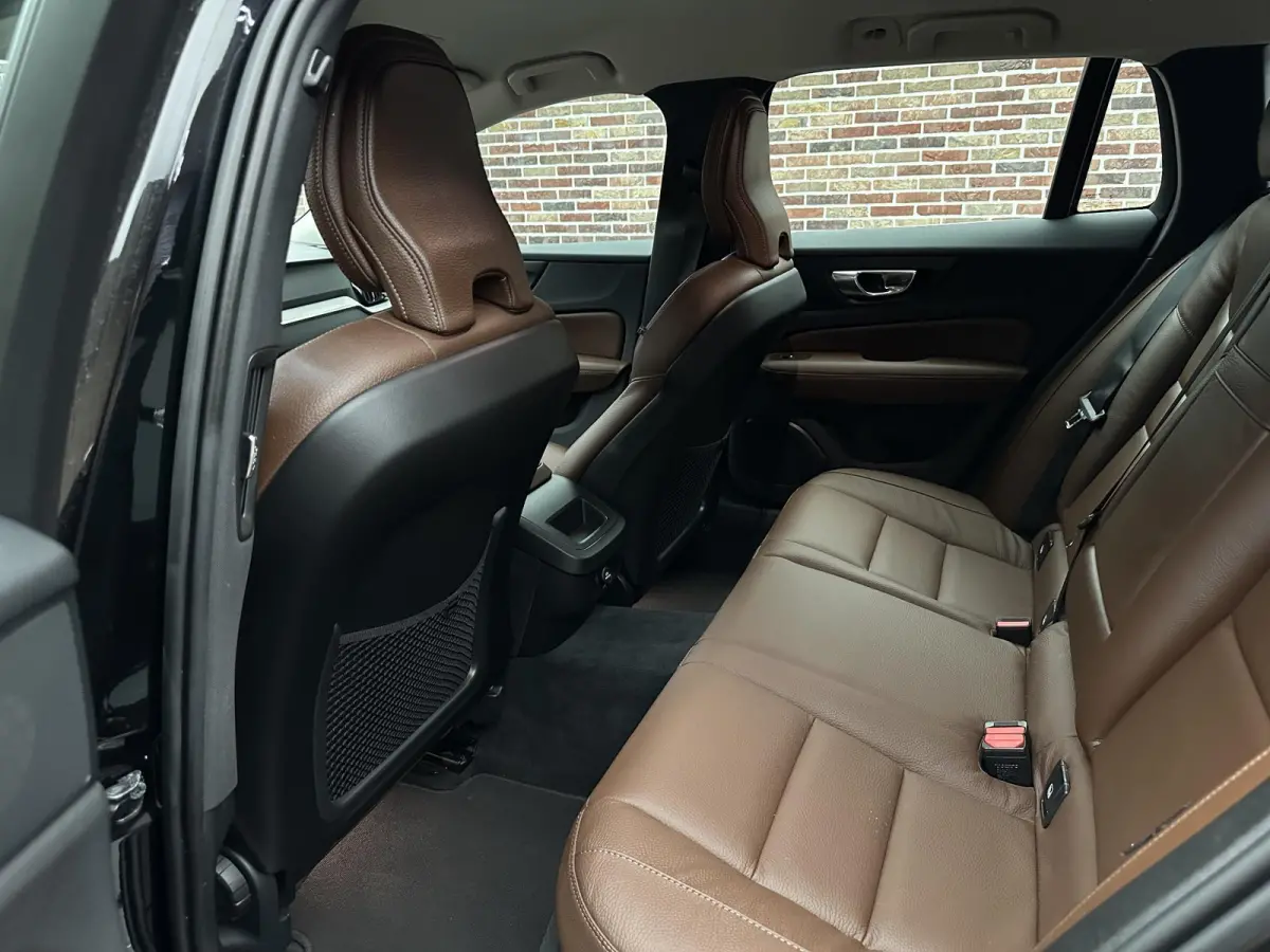 2.0 T6 Benzine AWD Inscription | Intellisafe| Pilot Assist| CarPlay|Standkachel| Adaptive light| BTW auto|