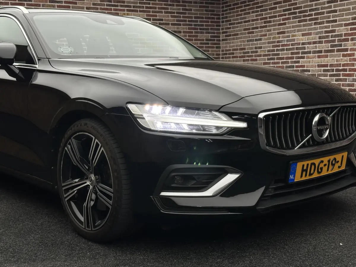 2.0 T6 Benzine AWD Inscription | Intellisafe| Pilot Assist| CarPlay|Standkachel| Adaptive light| BTW auto|