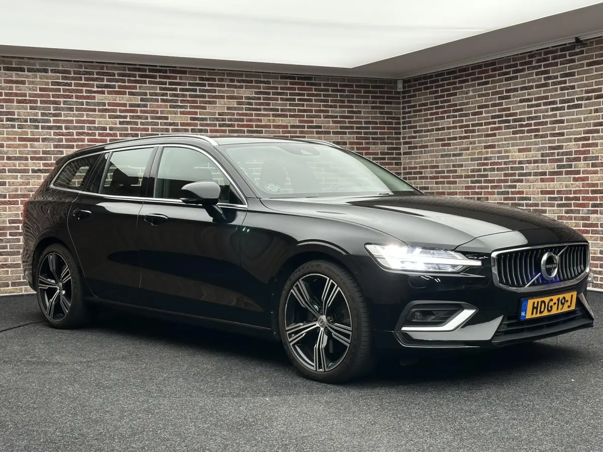 2.0 T6 Benzine AWD Inscription | Intellisafe| Pilot Assist| CarPlay|Standkachel| Adaptive light| BTW auto|