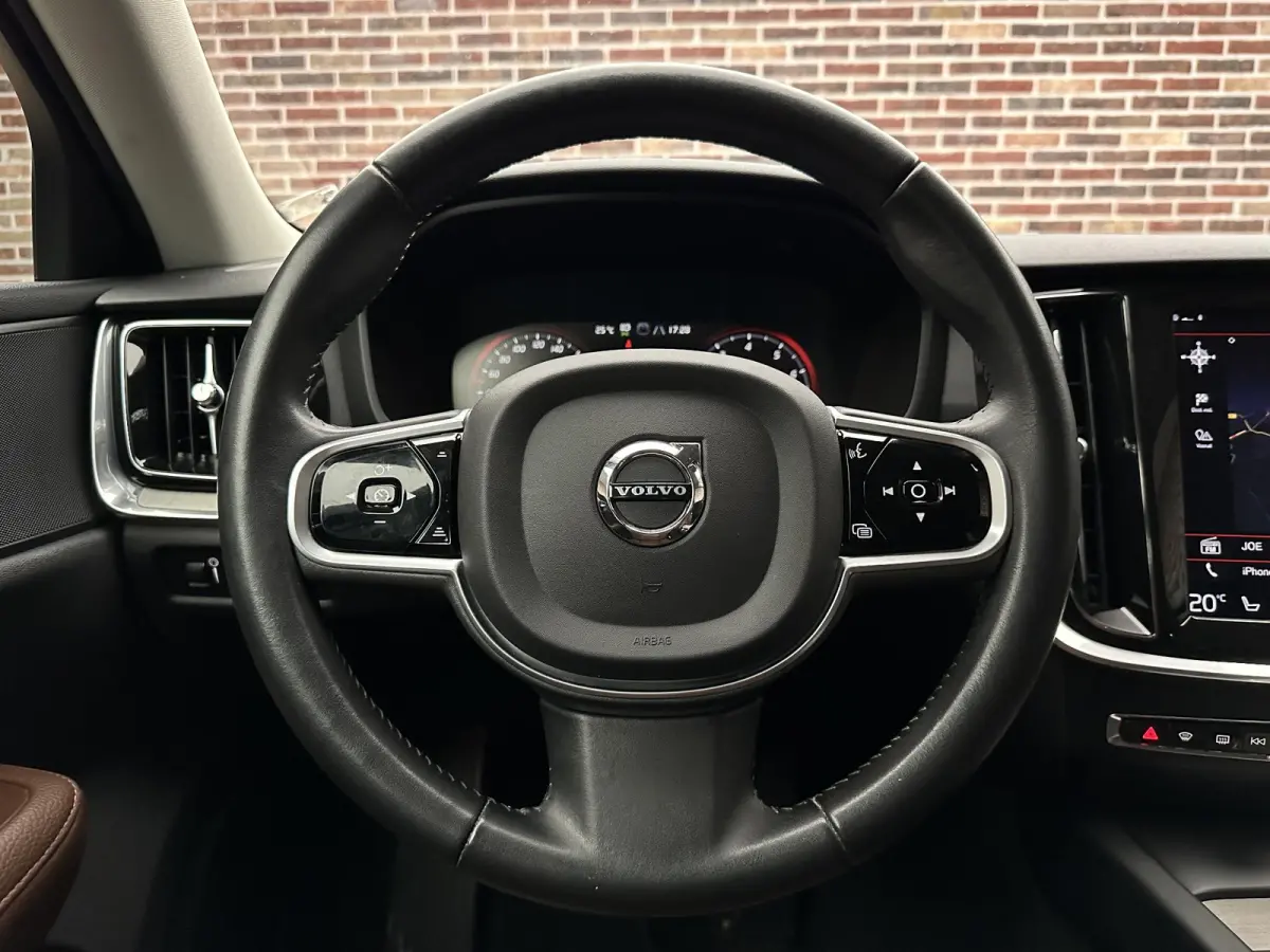 2.0 T6 Benzine AWD Inscription | Intellisafe| Pilot Assist| CarPlay|Standkachel| Adaptive light| BTW auto|