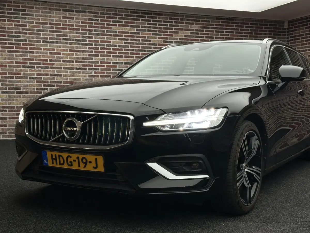 2.0 T6 Benzine AWD Inscription | Intellisafe| Pilot Assist| CarPlay|Standkachel| Adaptive light| BTW auto|