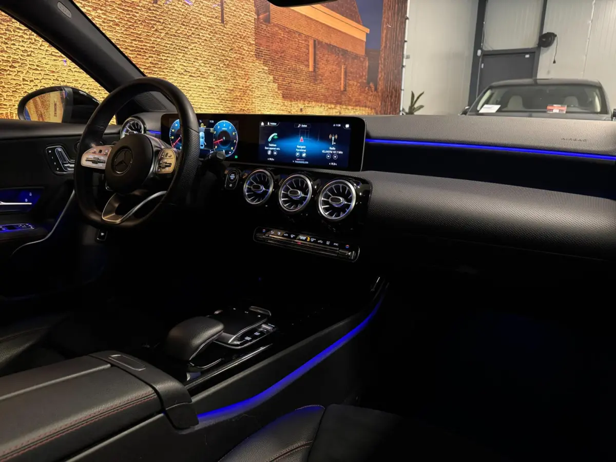 220 Premium+ AMG Aut Panodak LED