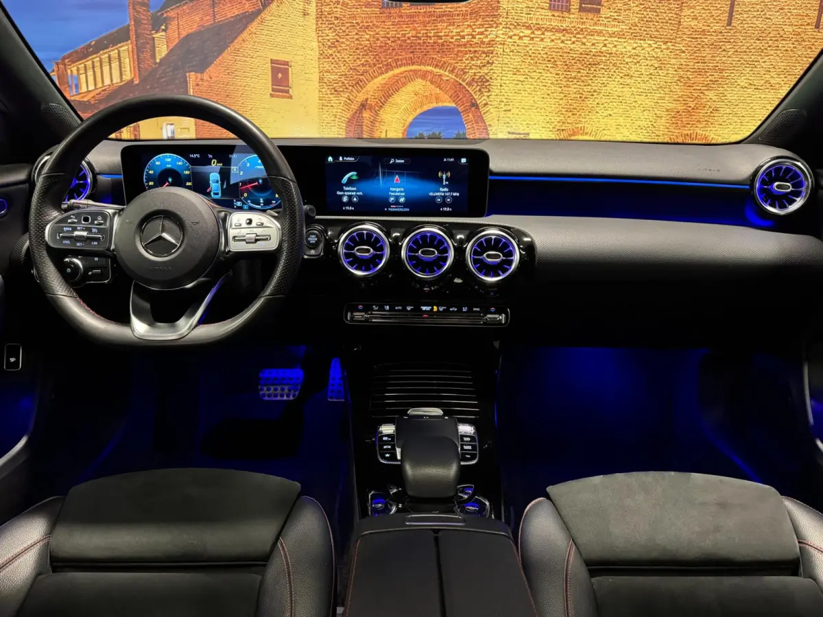 220 Premium+ AMG Aut Panodak LED