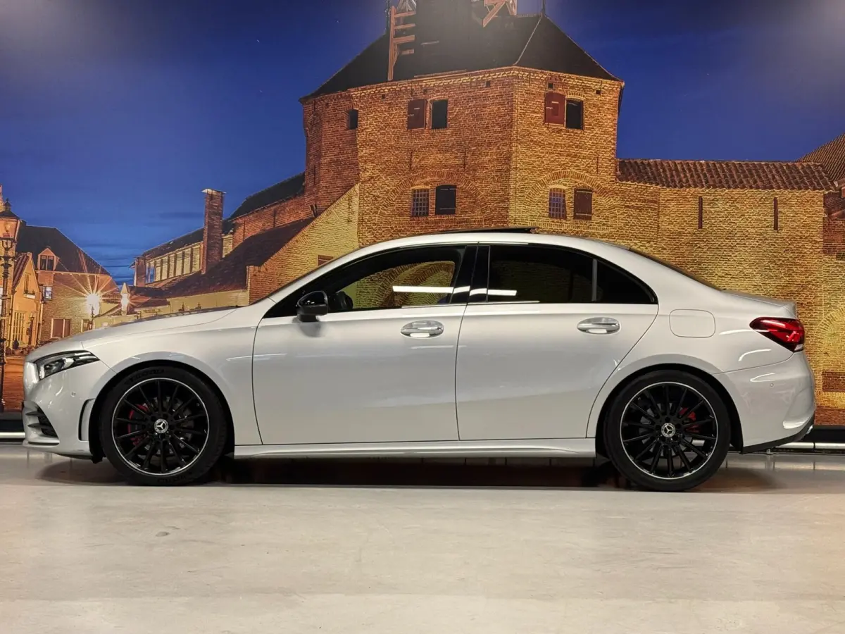 220 Premium+ AMG Aut Panodak LED