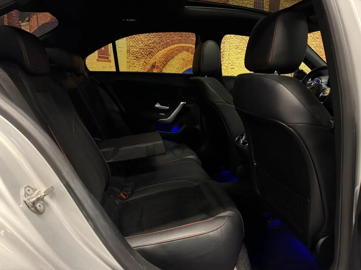 220 Premium+ AMG Aut Panodak LED