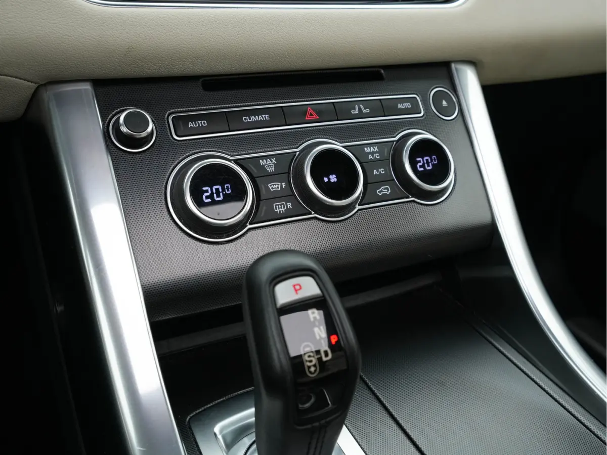3.0 SDV6 HEV Autobiography Dynamic AWD Aut. *PANO | LEATHER | BI-XENON | TOPVIEW | BLINDSPOT | MEMORY-PACK | NAVI-FULLMAP | CRUISE | SPORT-SEATS | DIGI-COCKPIT | LANE-ASSIST | TOWBAR |  21"A