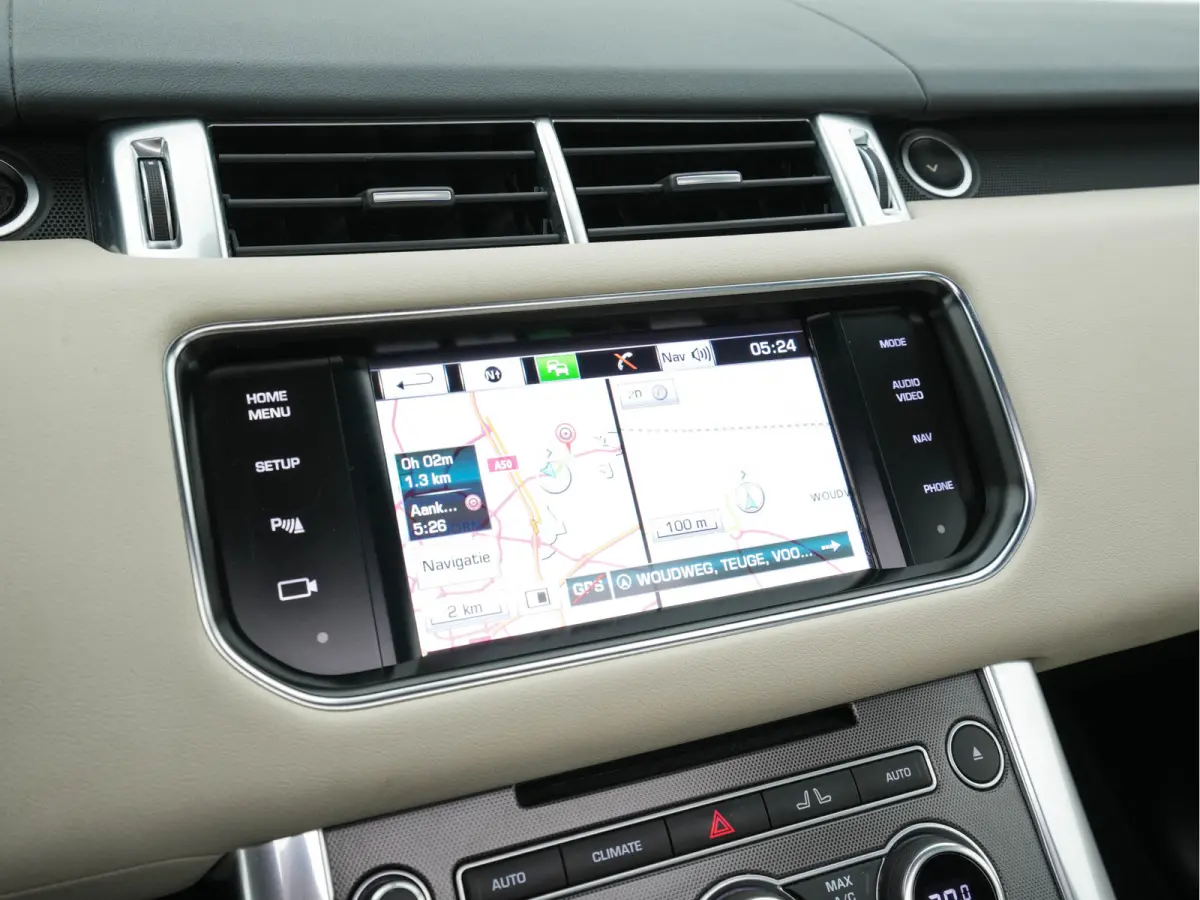 3.0 SDV6 HEV Autobiography Dynamic AWD Aut. *PANO | LEATHER | BI-XENON | TOPVIEW | BLINDSPOT | MEMORY-PACK | NAVI-FULLMAP | CRUISE | SPORT-SEATS | DIGI-COCKPIT | LANE-ASSIST | TOWBAR |  21"A
