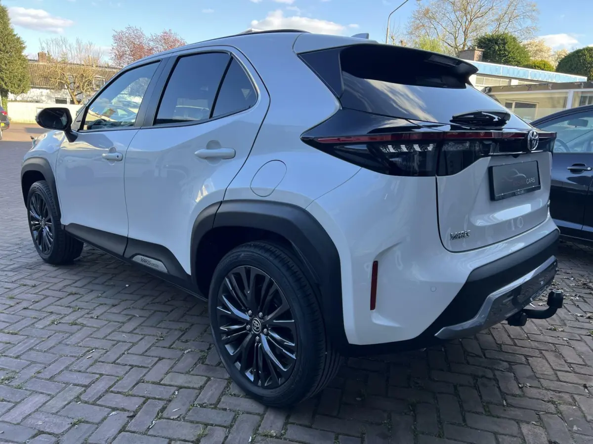 1.5 Hybrid Adventure