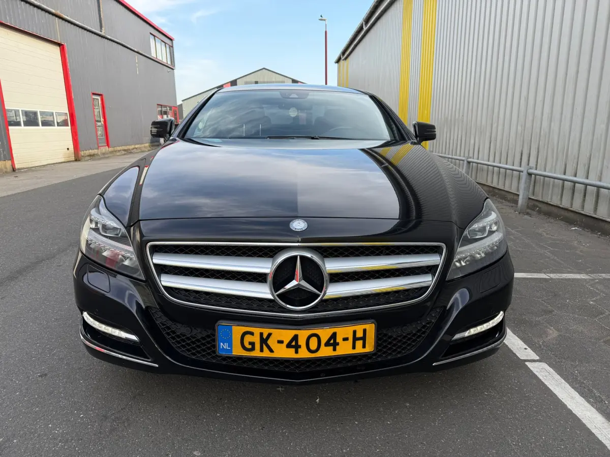 250 CDI // AUTOMAAT / LEDER / NAVI / CAMERA / LM VELGEN / BOMVOL