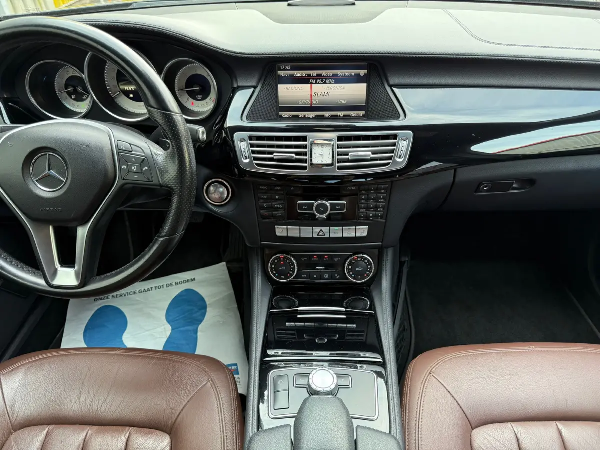 250 CDI // AUTOMAAT / LEDER / NAVI / CAMERA / LM VELGEN / BOMVOL