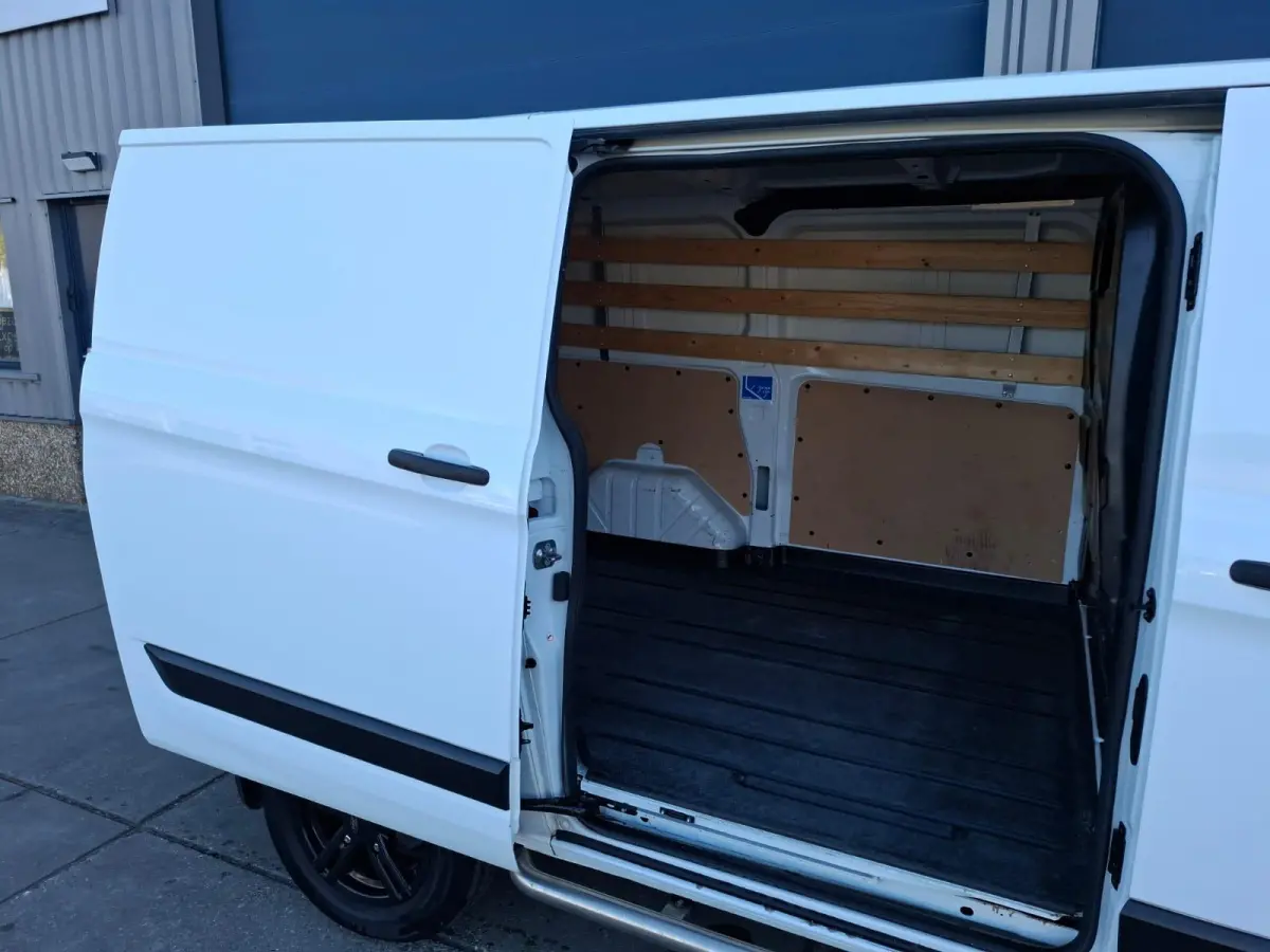 280 2.0 TDCI L1H1 Trend AIRCO / CRUISE CONTROLE / 3 ZITS / EURO 6
