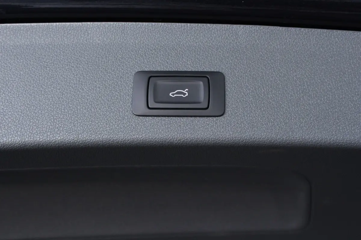2.0 TFSI Quattro S-Line 1eEIG ACC LEDER KEYLS STOELVW NAVI '16