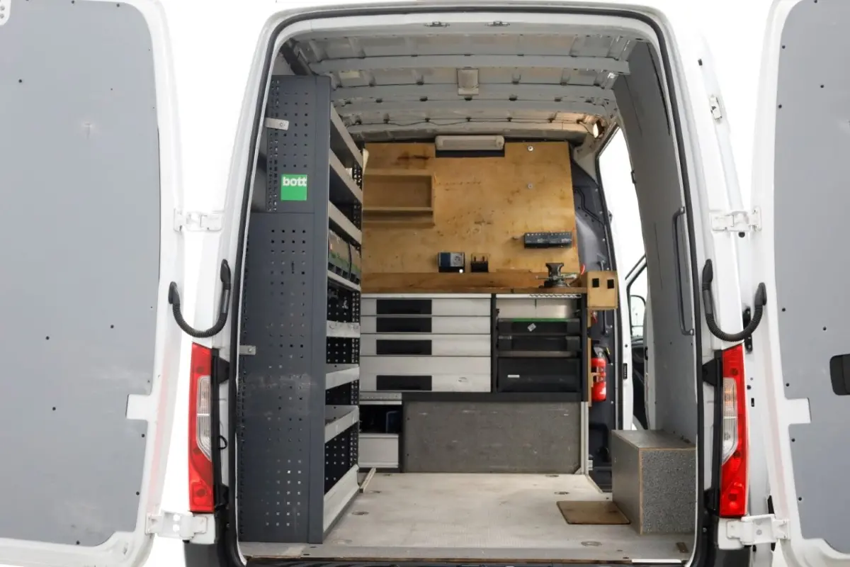 311 CDI 115pk L2H2 RWD Servicewagen Airco/Camera 09-2018