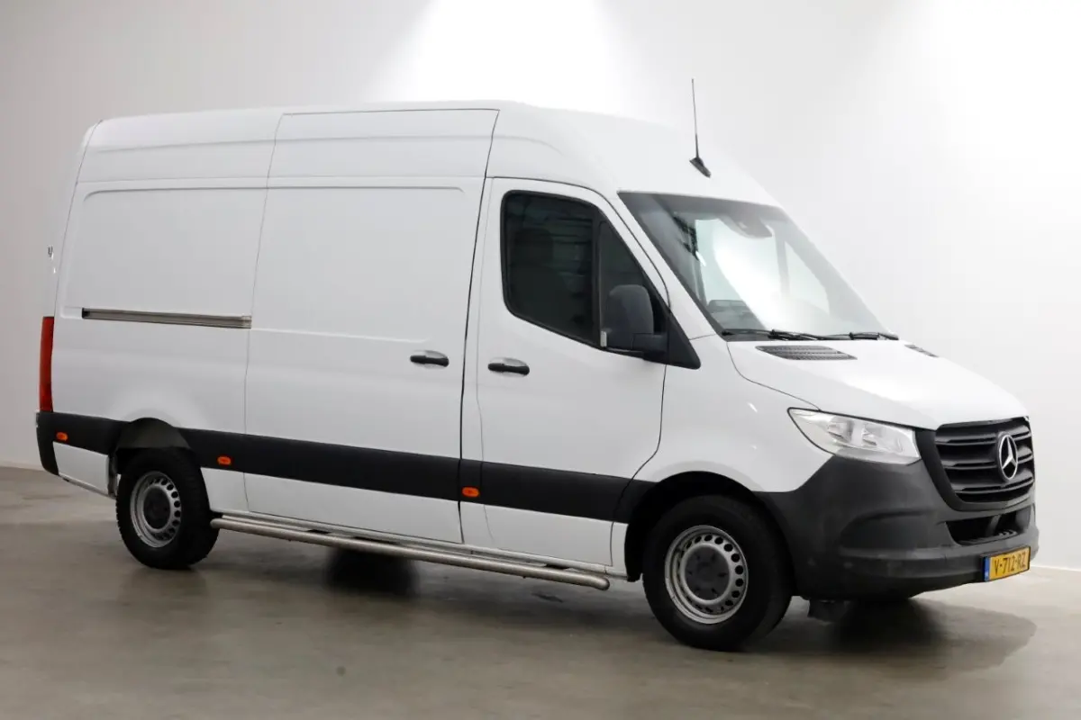 311 CDI 115pk L2H2 RWD Servicewagen Airco/Camera 09-2018