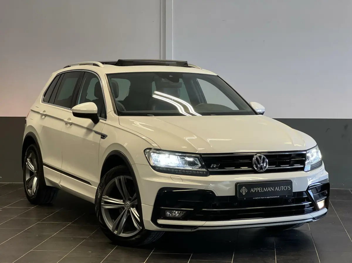 1.5 TSI ACT Highline Business 3 x R-Line | Pano | Virtual |