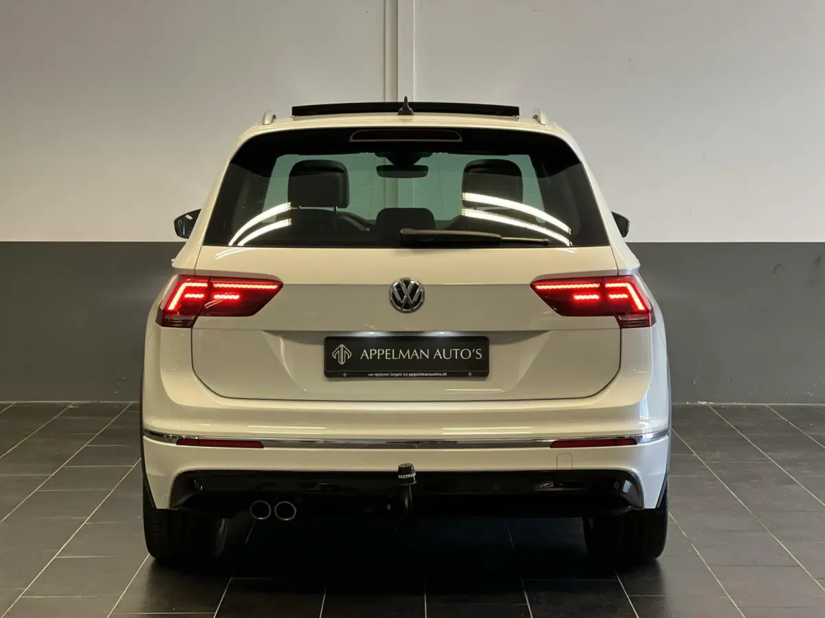 1.5 TSI ACT Highline Business 3 x R-Line | Pano | Virtual |