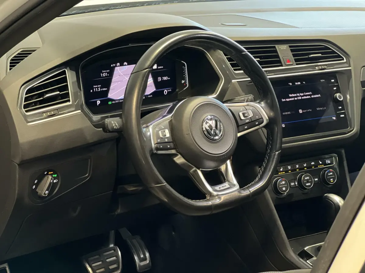 1.5 TSI ACT Highline Business 3 x R-Line | Pano | Virtual |