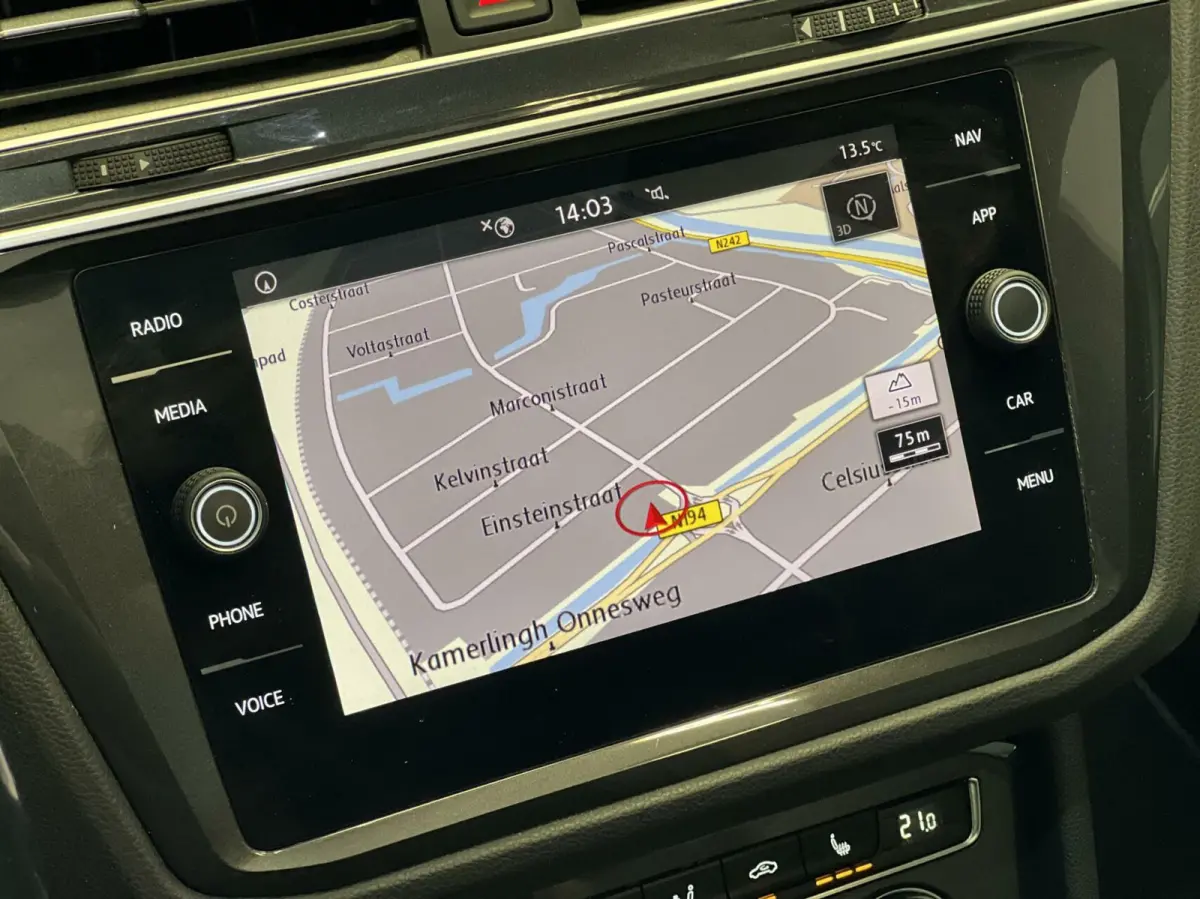 1.5 TSI ACT Highline Business 3 x R-Line | Pano | Virtual |