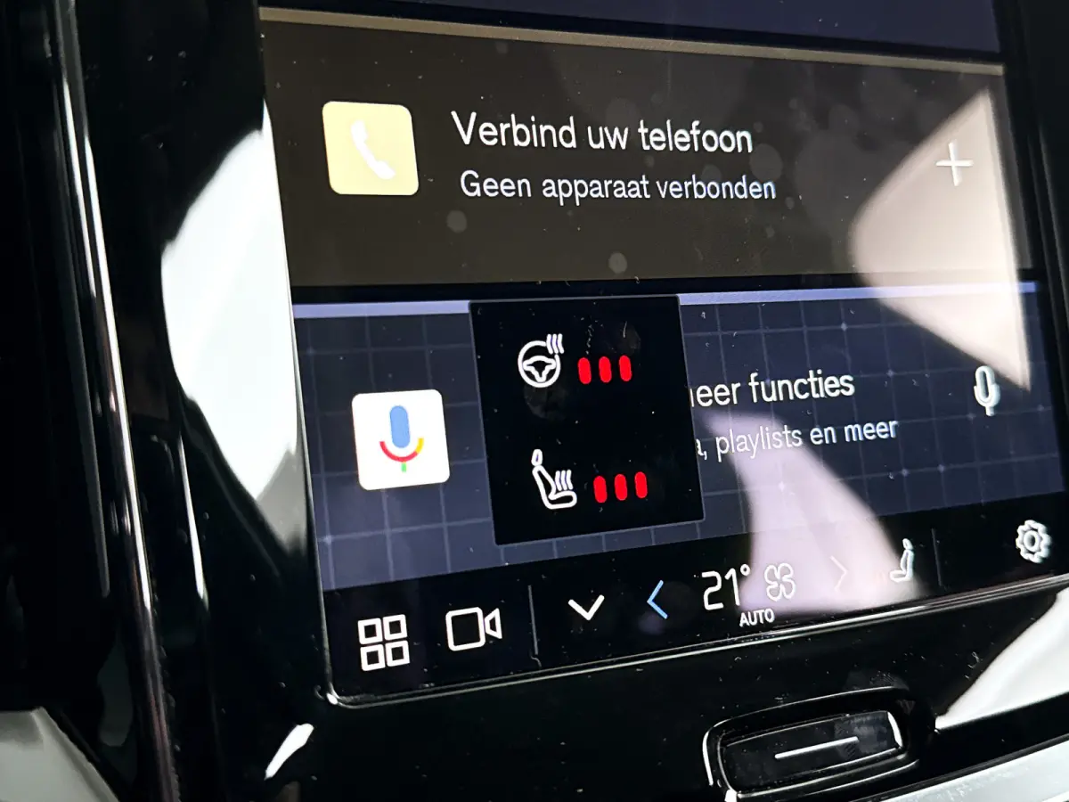 T6 Aut. Recharge AWD Plus Bright | Parkeercamera | Stoel- en Stuurverwarming