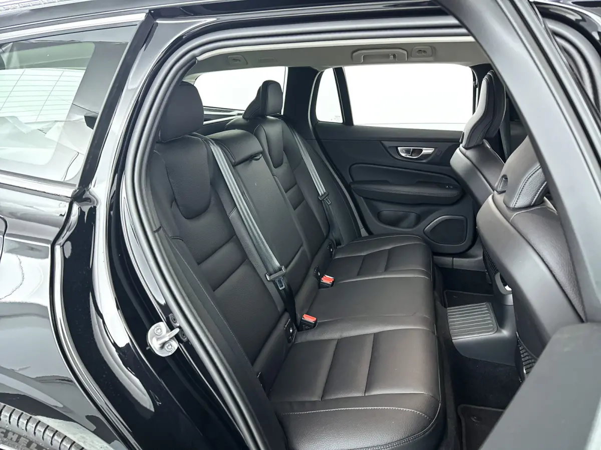 T6 Aut. Recharge AWD Plus Bright | Parkeercamera | Stoel- en Stuurverwarming