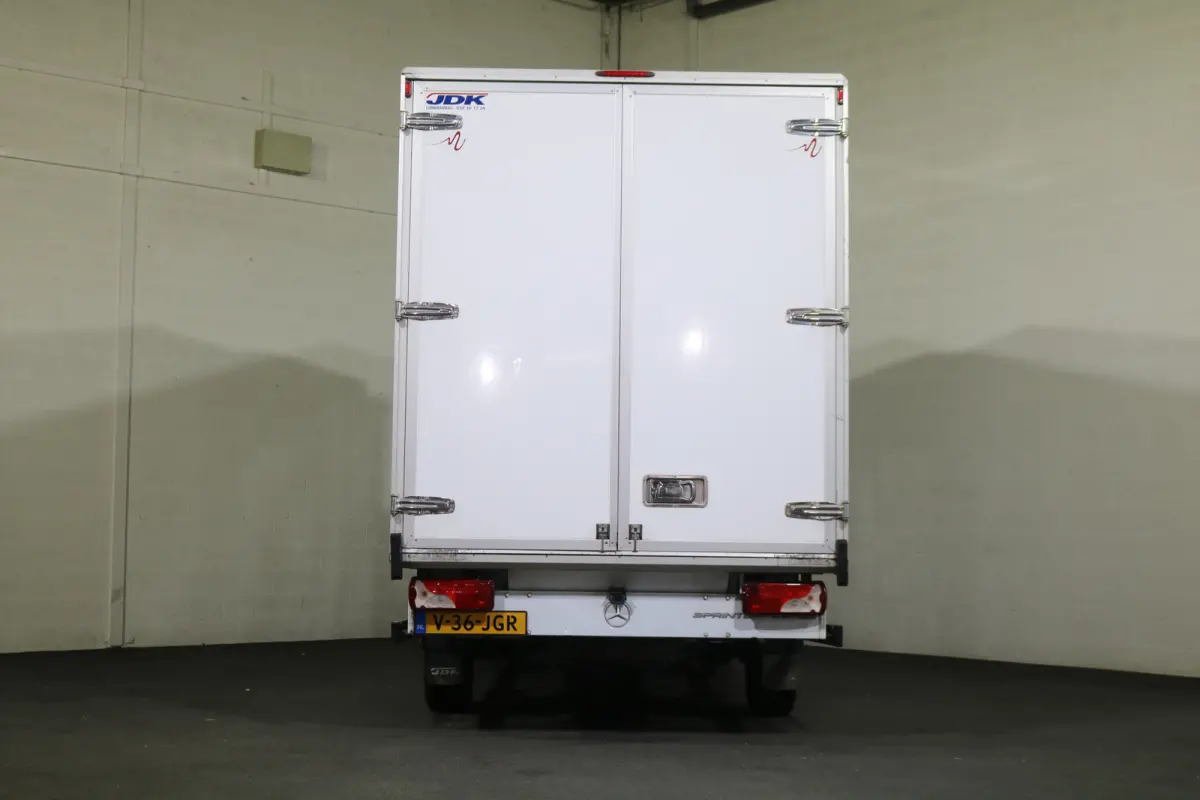 314 CDI Koel Bakwagen Dag en Nacht