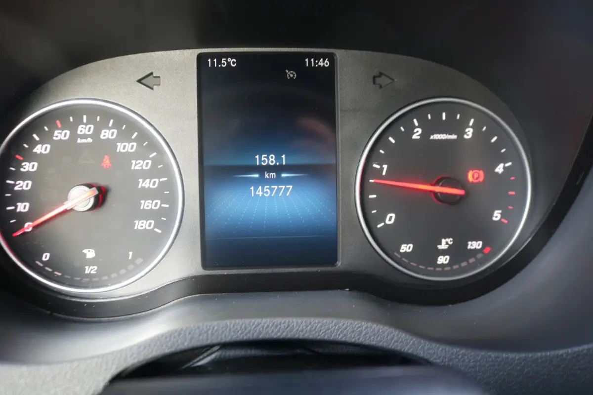 314 CDI Koel Bakwagen Dag en Nacht