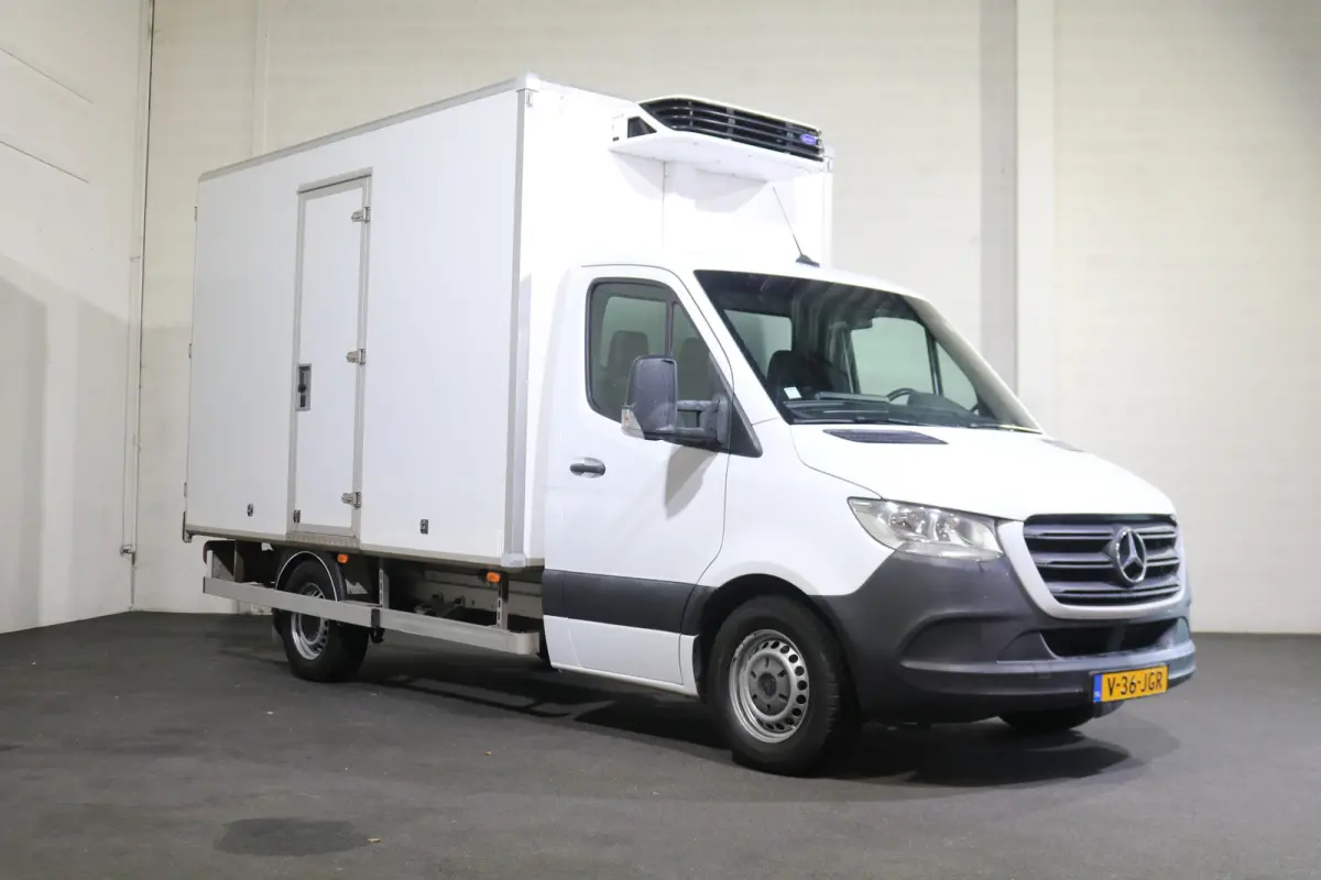 314 CDI Koel Bakwagen Dag en Nacht