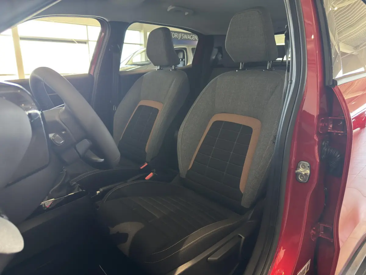 1.2 Turbo 100pk Plus - NU IN DE SHOWROOM HEEMSKERK! - NU PROEFRIJDEN!