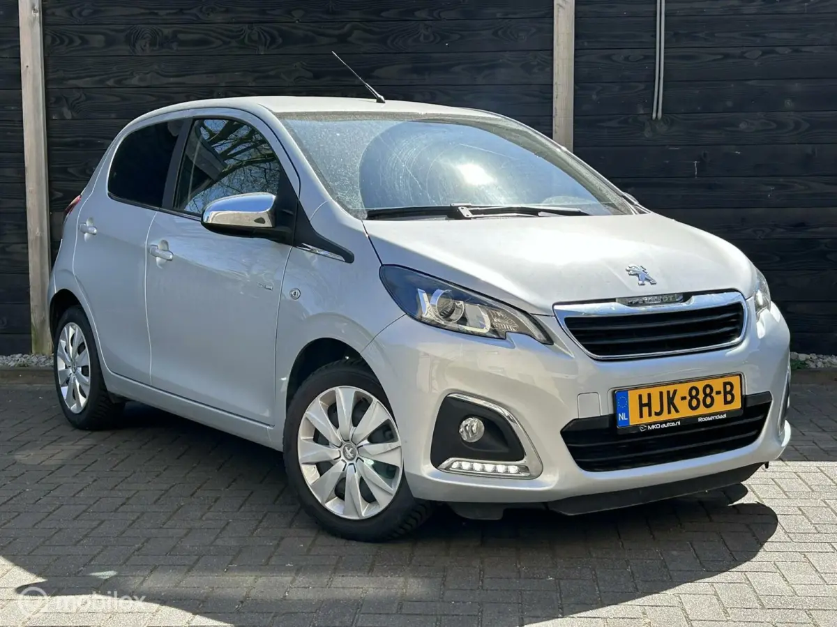 1.0 e-VTi Style Airco / LED / Privacy glass / Carplay / 53.319 km!!